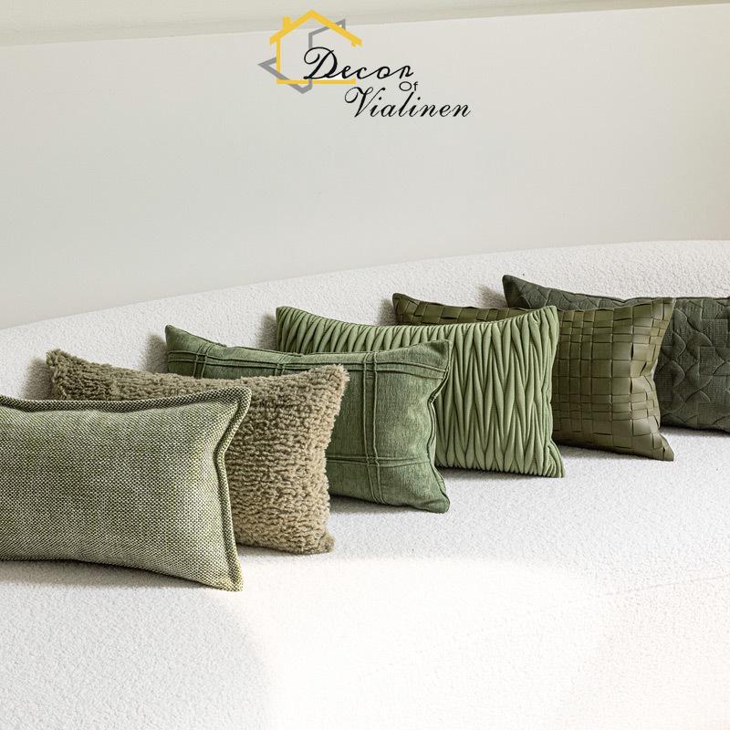 Velvet Ribbon Roll - Zielona poduszka w talii, minimalistyczna sofa