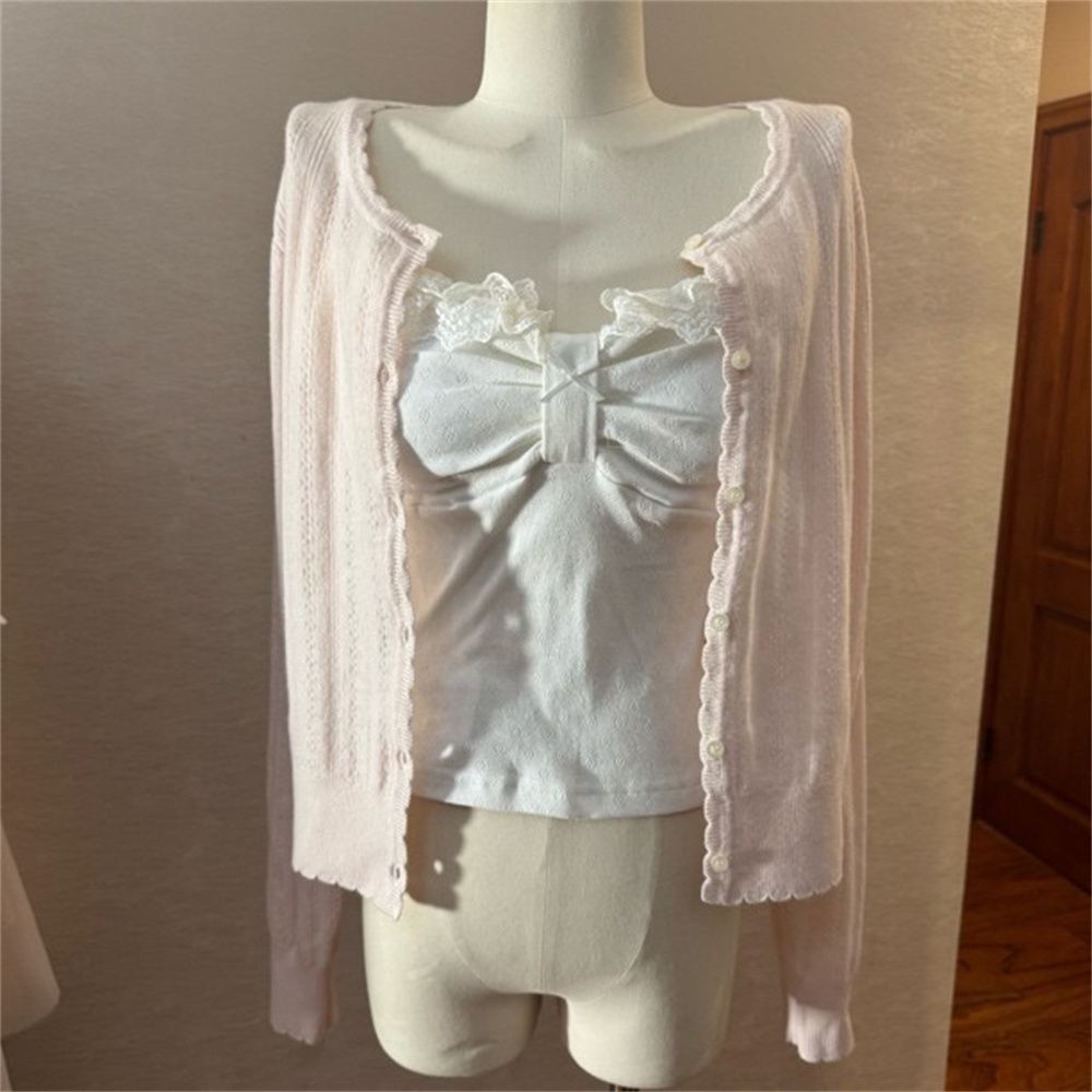 Słodka koszulka na ramiączkach – Elastic Lace Trim recenzja i cena