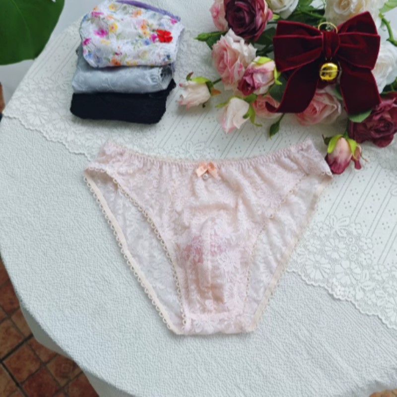 Przezroczyste, seksowne męskie – Embroidery Embellishments recenzja i cena