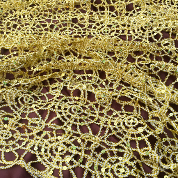 Wysokiej jakości pusta koronko – Crystal Mesh Fabric recenzja i cena