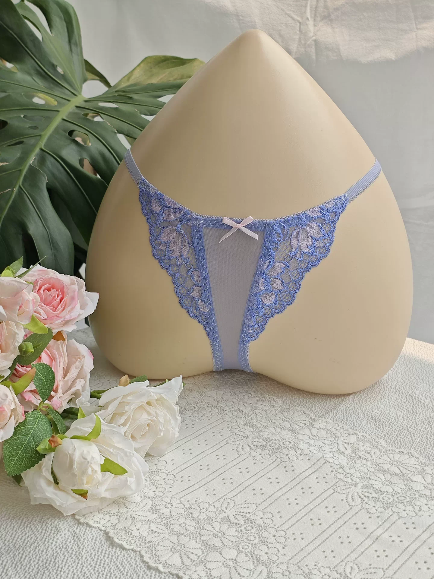 Czarne koronkowe męskie slipy  – Embroidery Embellishments recenzja i cena