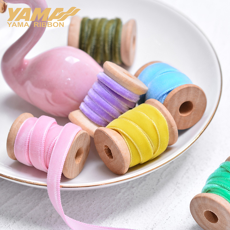 YAMA-Monochromatyczna aksamitn – Velvet Ribbon Roll recenzja i cena