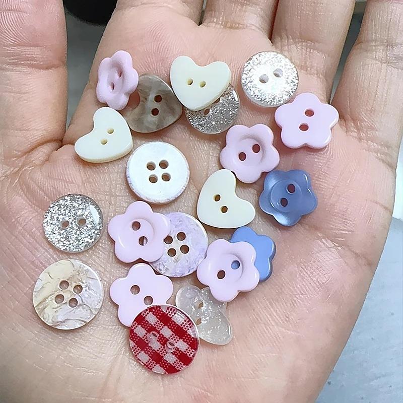 10 szt. Losowe, urocze guziki  – Embellishments For Scrapbooking recenzja i cena