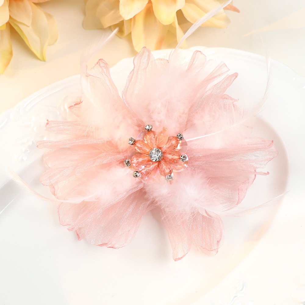 Ręcznie Robione Broszki z Siat – Crystal Mesh Fabric recenzja i cena