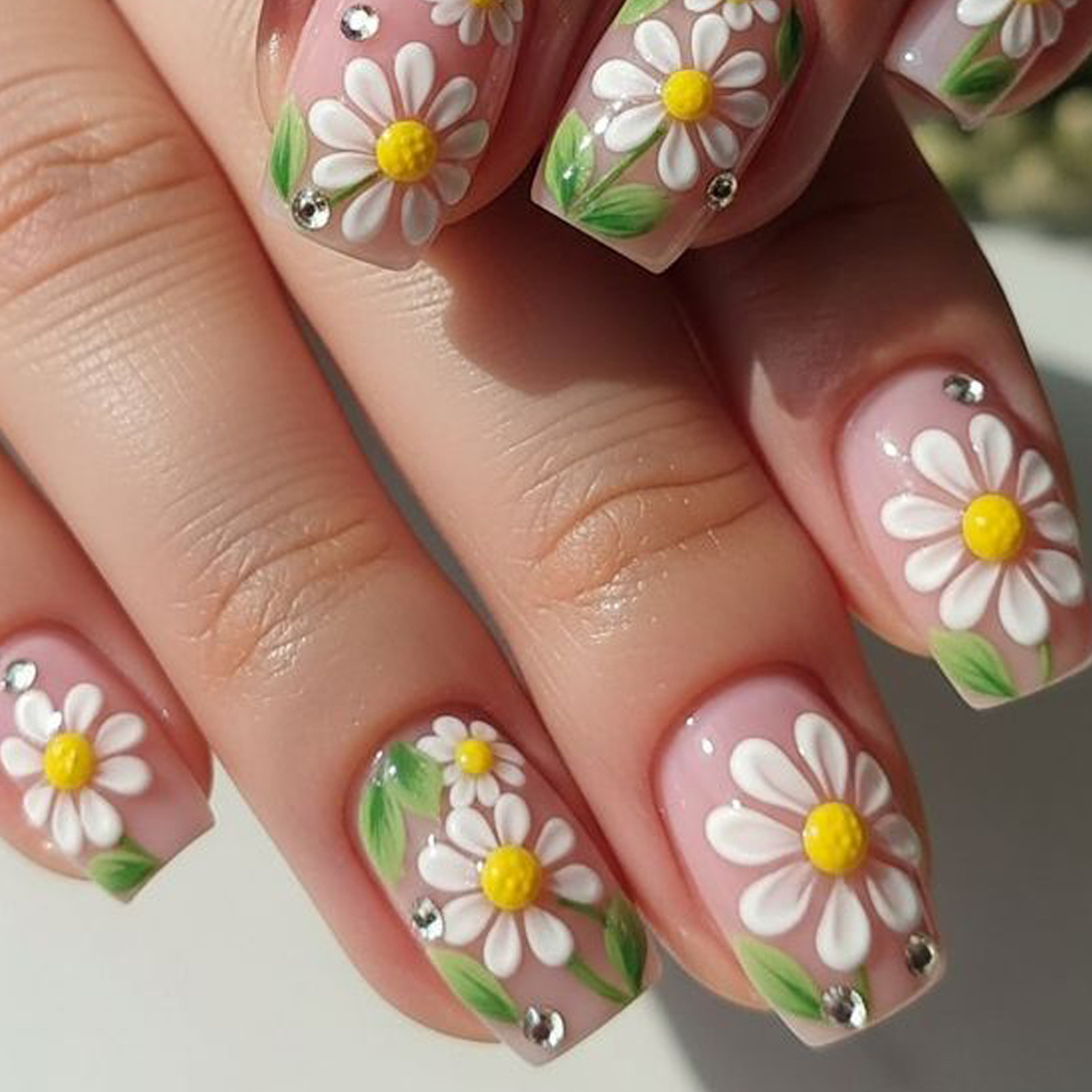 Krótkie, średnie sztuczne pazn – Embroidery Embellishments recenzja i cena
