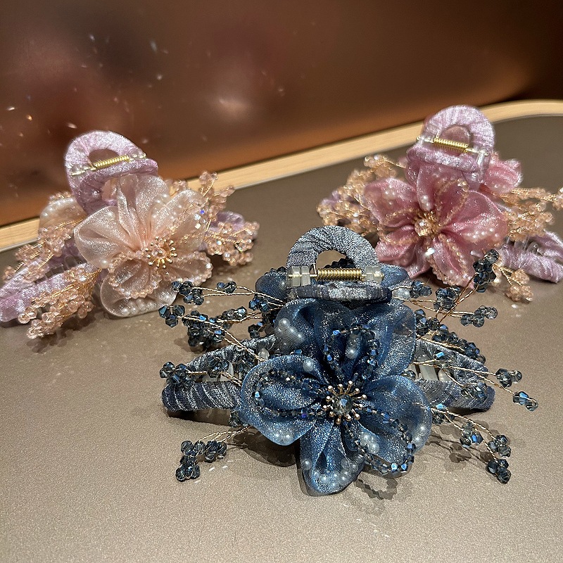 Eleganckie koreańskie akcesori – Crystal Mesh Fabric recenzja i cena